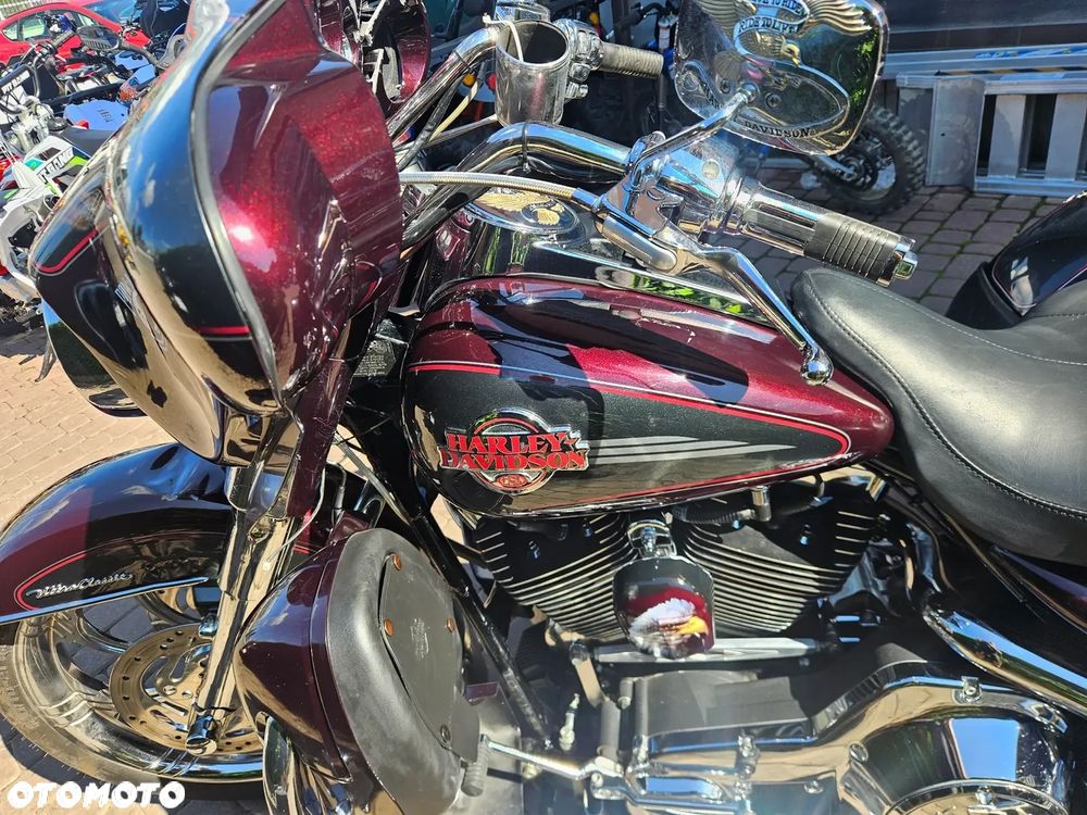 Harley-Davidson FLH Electra Glide - 10