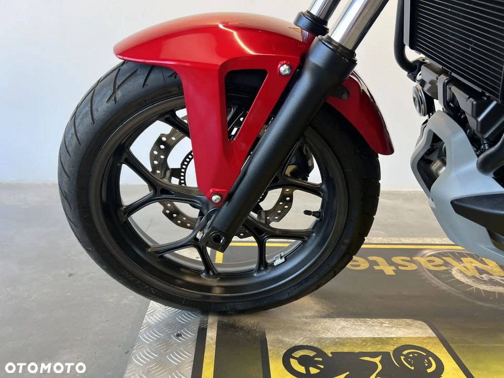 Honda NC - 8