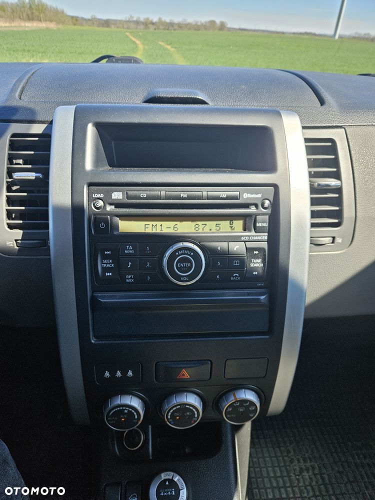 Nissan X-Trail 2.0 dCi 4x4 DPF SE - 16