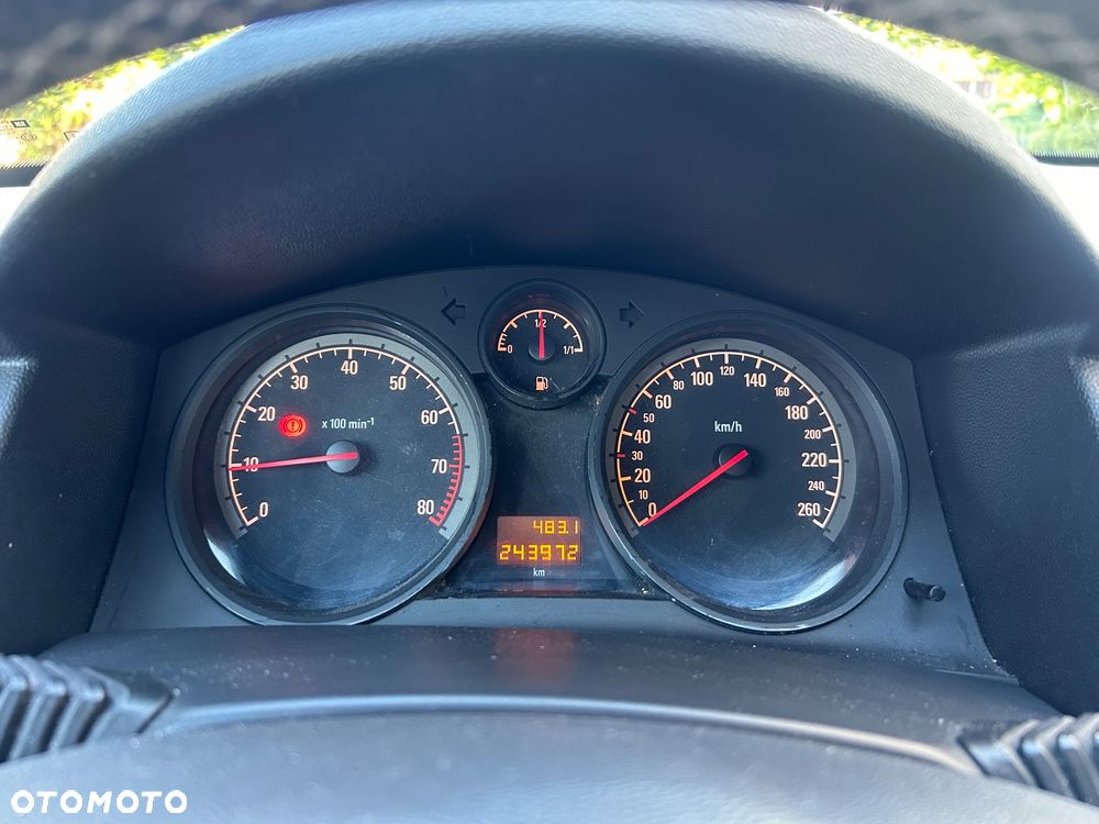 Opel Astra 1.4 - 6