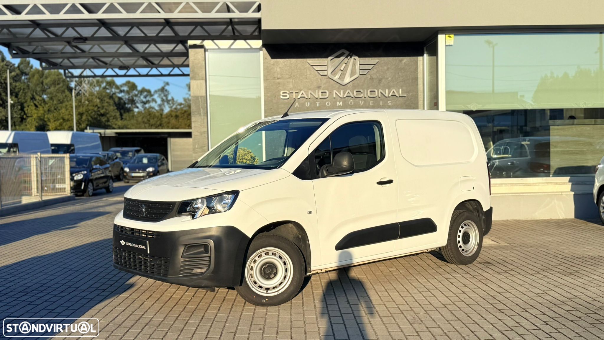 Peugeot Partner 1.5 BlueHDi Pro Standard - 1