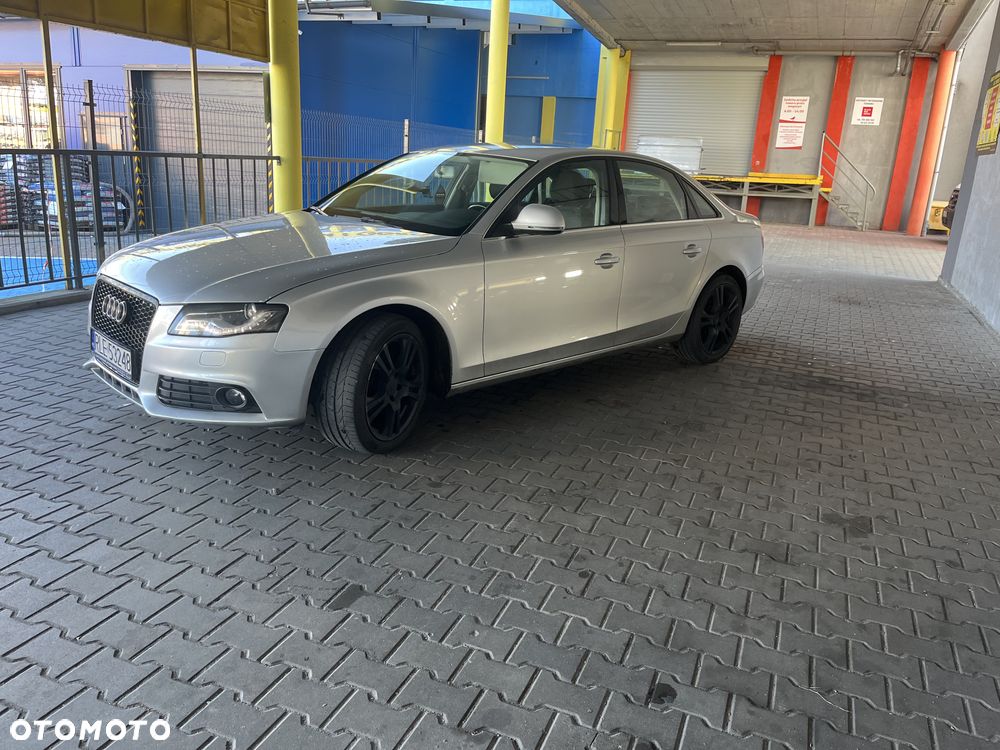 Audi A4 - 4