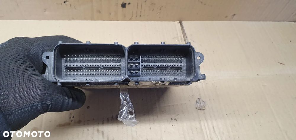 Komputer sterownik silnika Porsche Cayenne 4.2 TDI 7P5907409 - 2