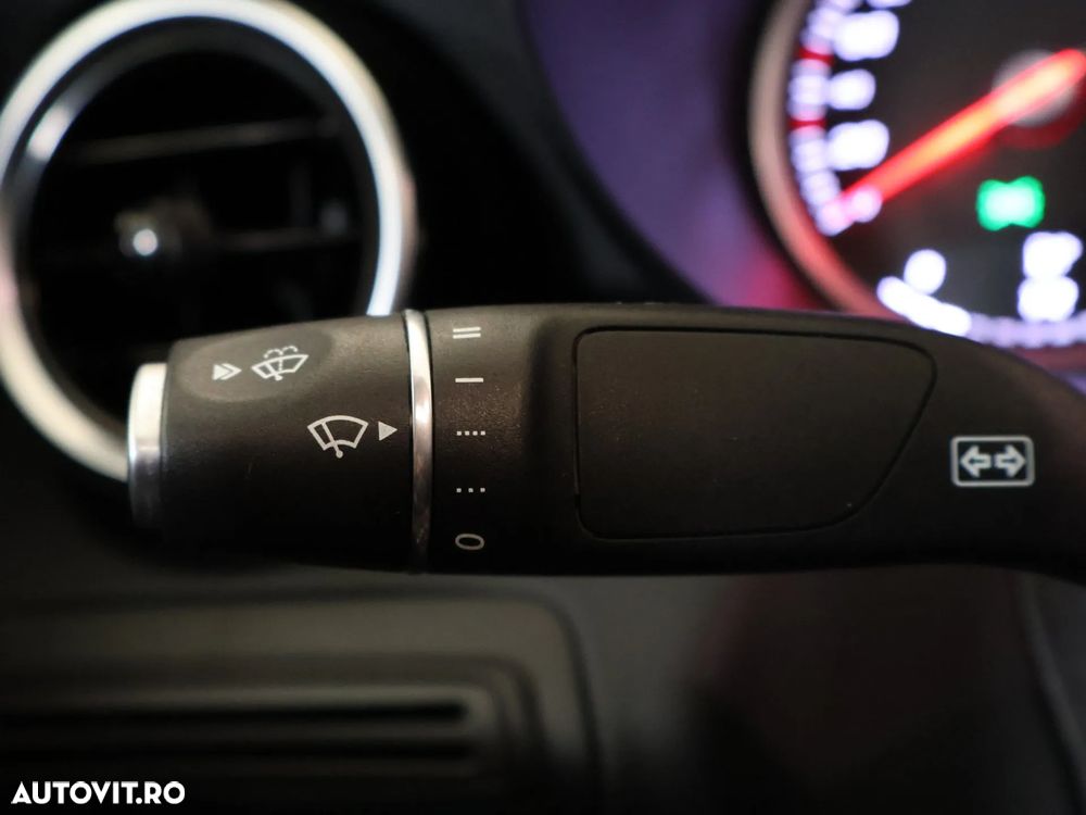 Mercedes-Benz C 180 Coupe 9G-TRONIC - 26