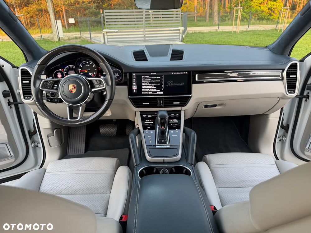 Porsche Cayenne Platinum Edition - 37