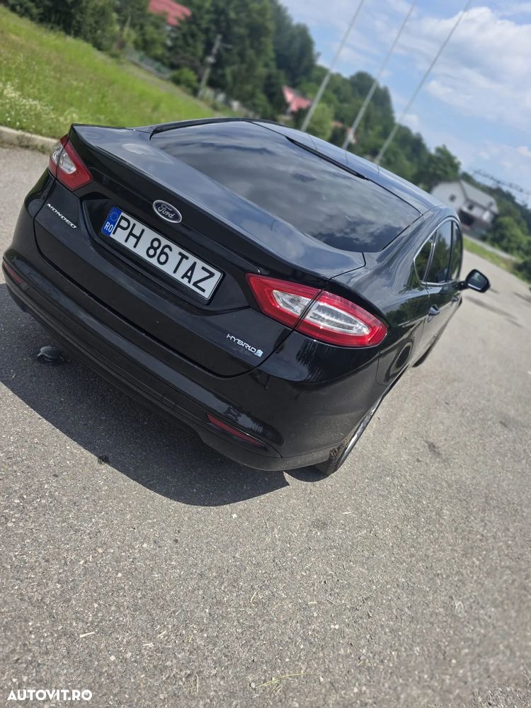 Ford Mondeo 2.0 HEV Titanium - 14