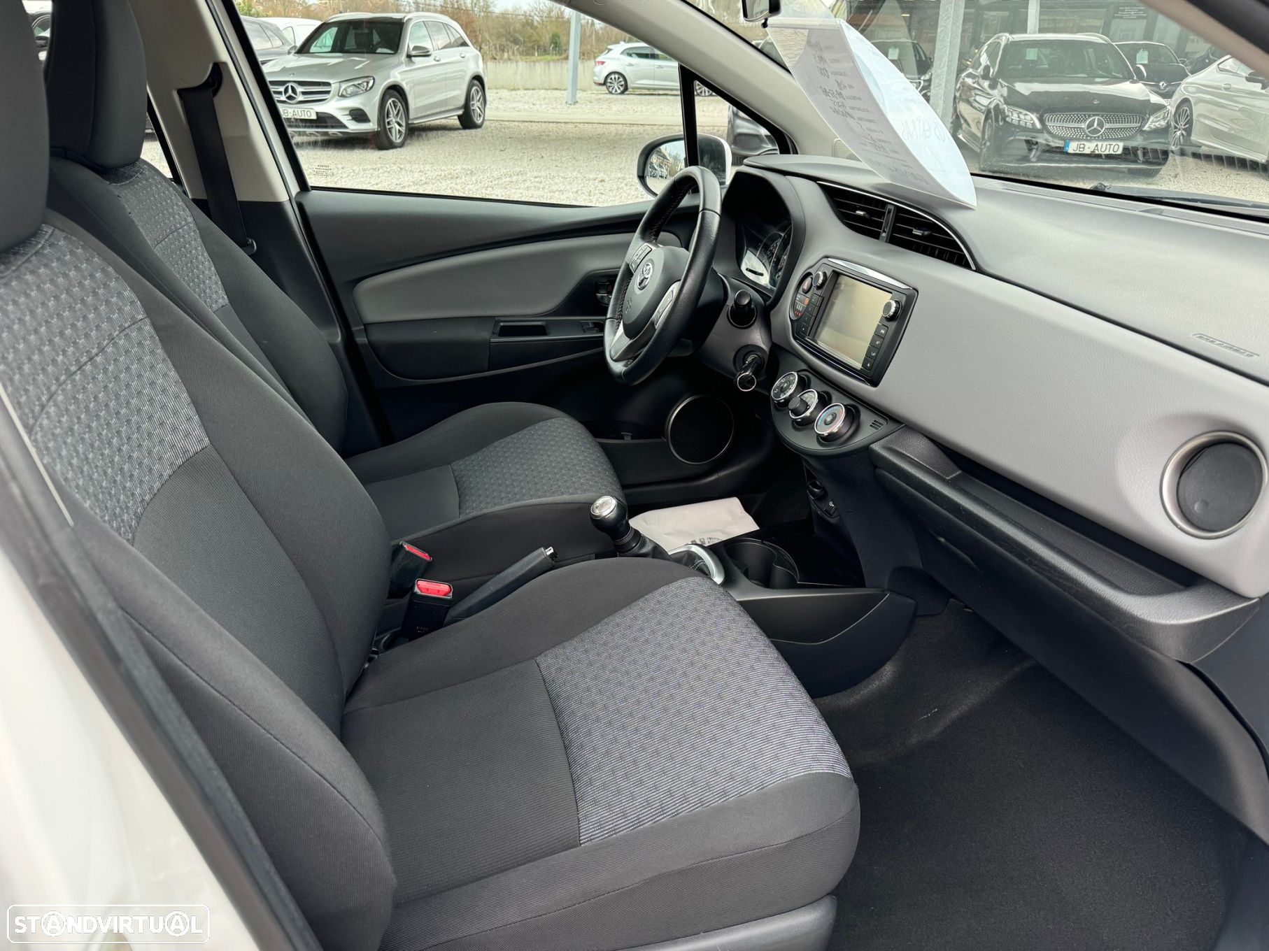 Toyota Yaris 1.0 VVT-i Comfort - 9
