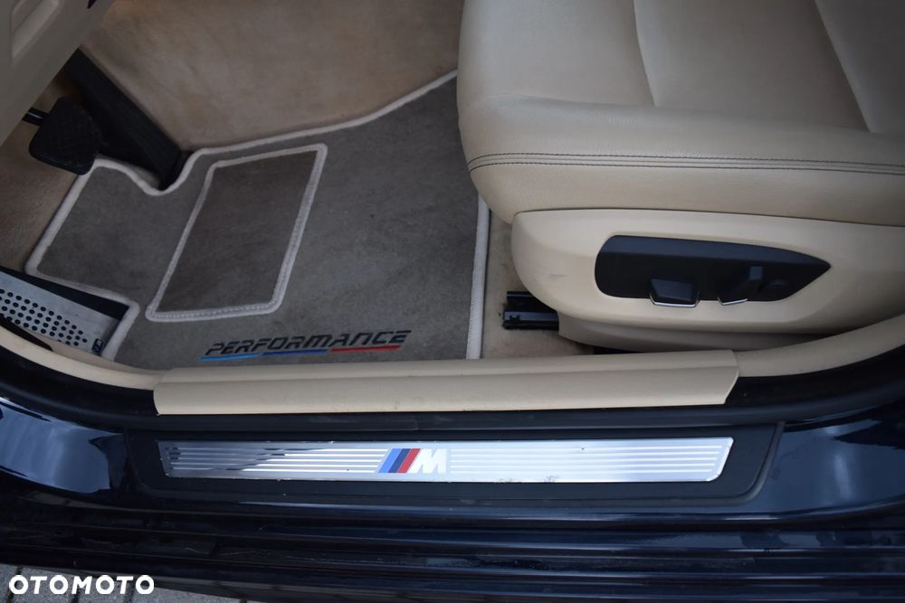 BMW Seria 5 535i Sport-Aut - 18