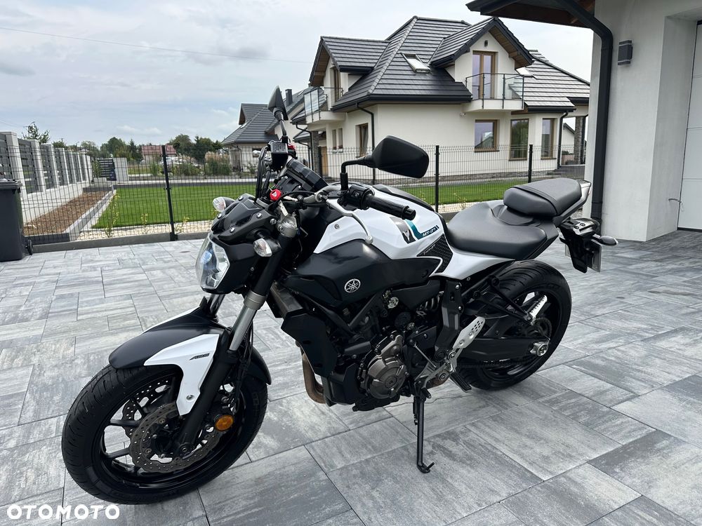 Yamaha MT - 3