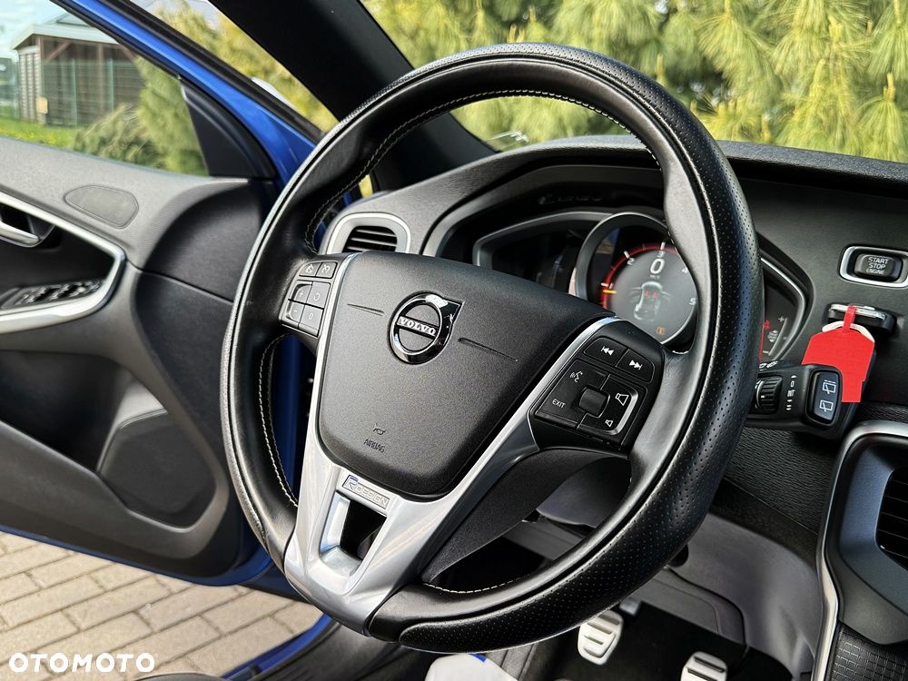 Volvo V40 D2 RDesign - 33