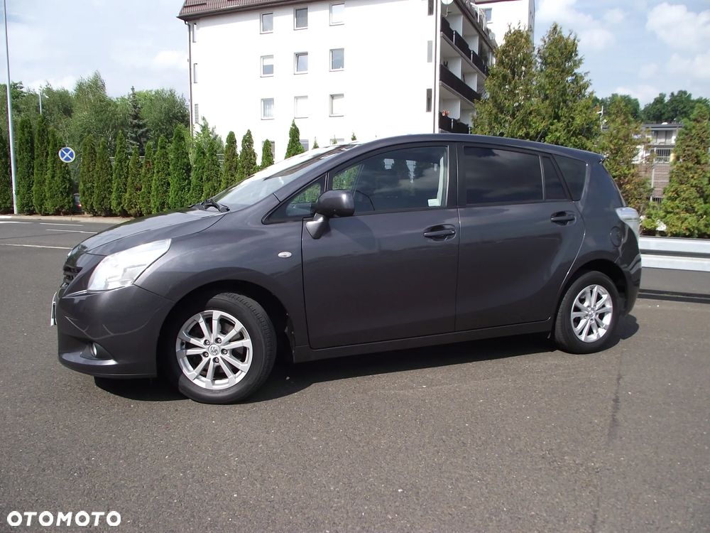Toyota Verso 1.8 Prestige EU5 7os - 2