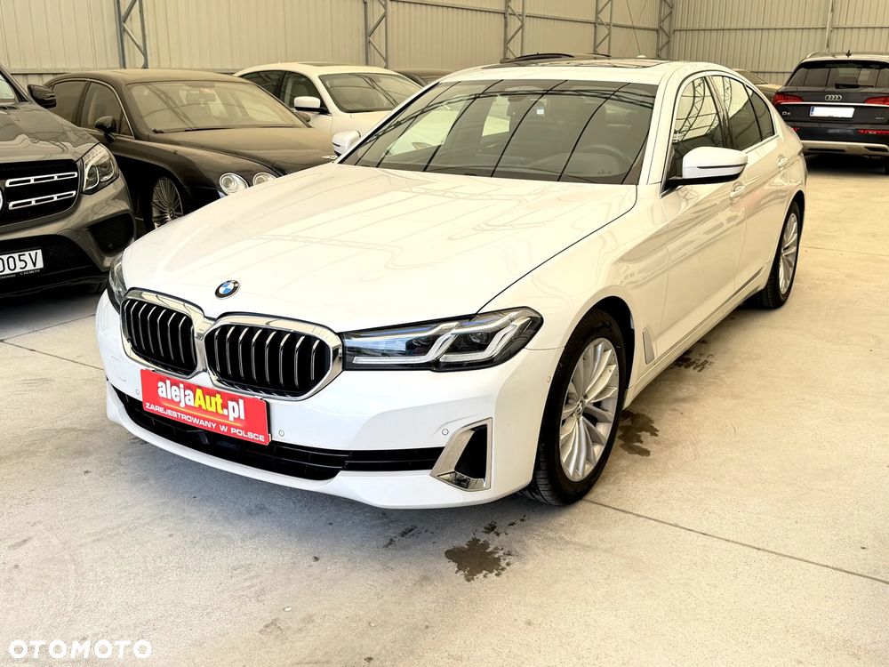 BMW Seria 5 2020 photo 2