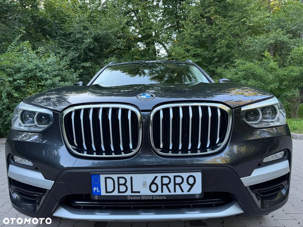 BMW X3 xDrive20d Luxury Line - 9