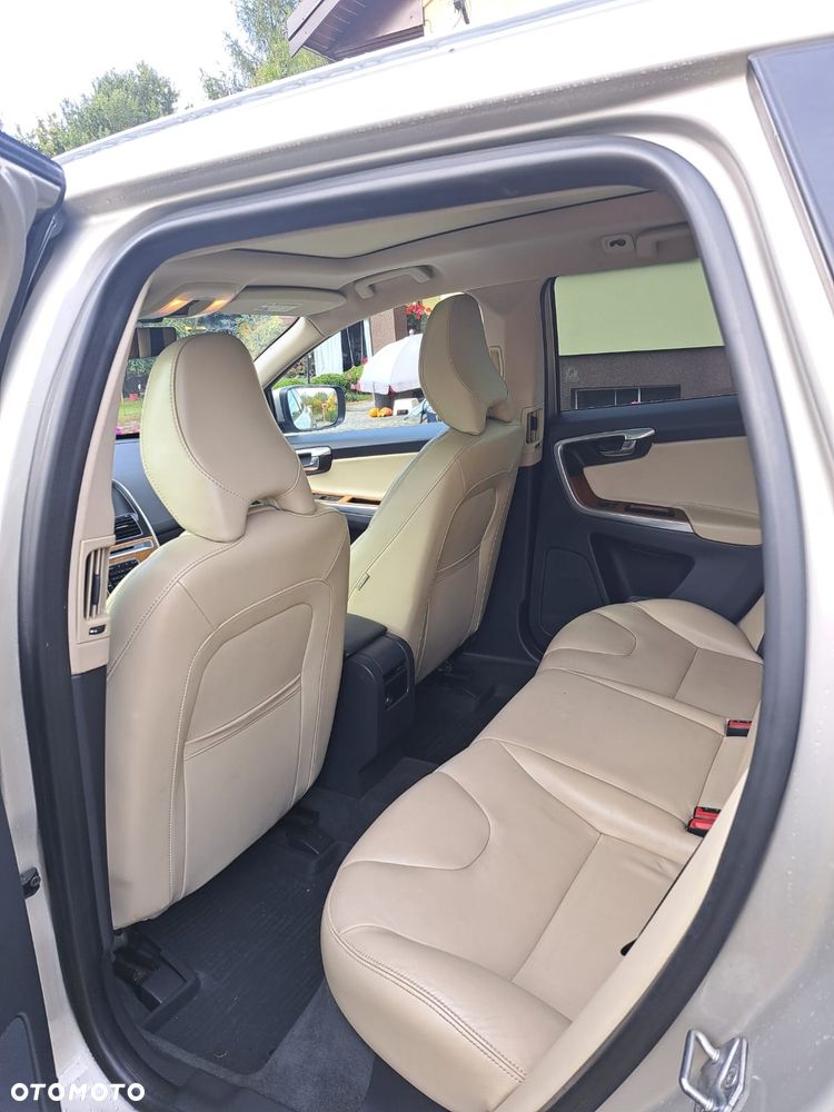 Volvo XC 60 - 8