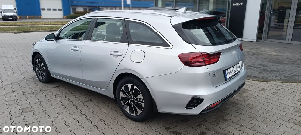 Kia Ceed 1.5 T-GDI M - 3