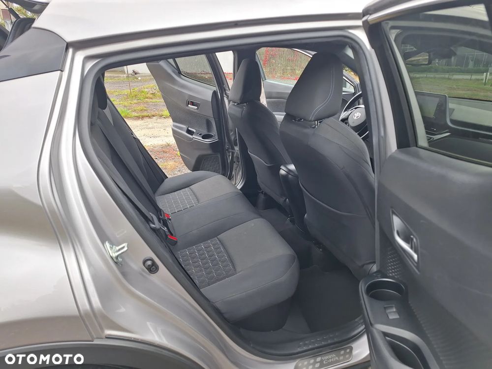 Toyota C-HR 1.8 Hybrid GPF Executive - 23