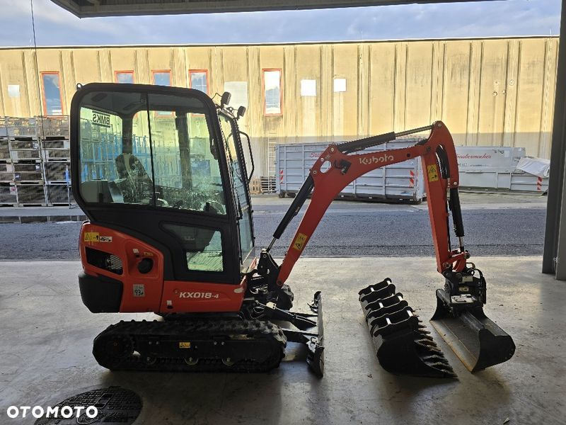 Kubota Kubota KX018-4 , ROK 2023 ,  3 łyżki 300 mm 450 mm 700 mm 1 łyżka skośna 1000 mm. 1 rok gwarancji - 7