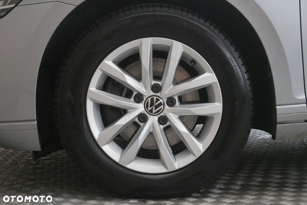 Volkswagen Passat Variant 2.0 TDI EVO Business - 14
