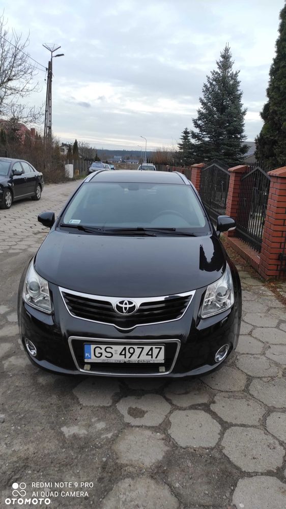 Toyota Avensis - 2