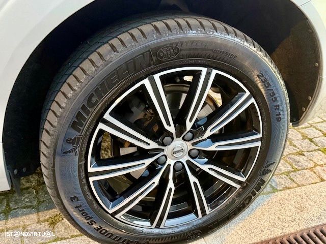 Volvo XC 60 2.0 T8 PHEV Inscription AWD - 14