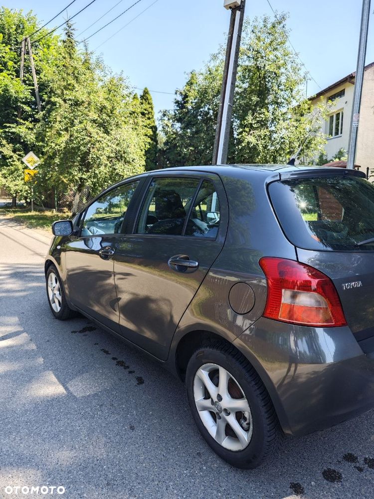 Toyota Yaris 1.3 VVT-i Luna - 12