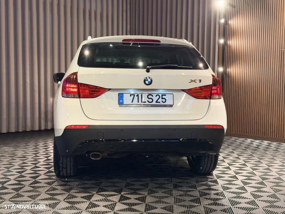 BMW X1 18 d sDrive Line Sport - 6