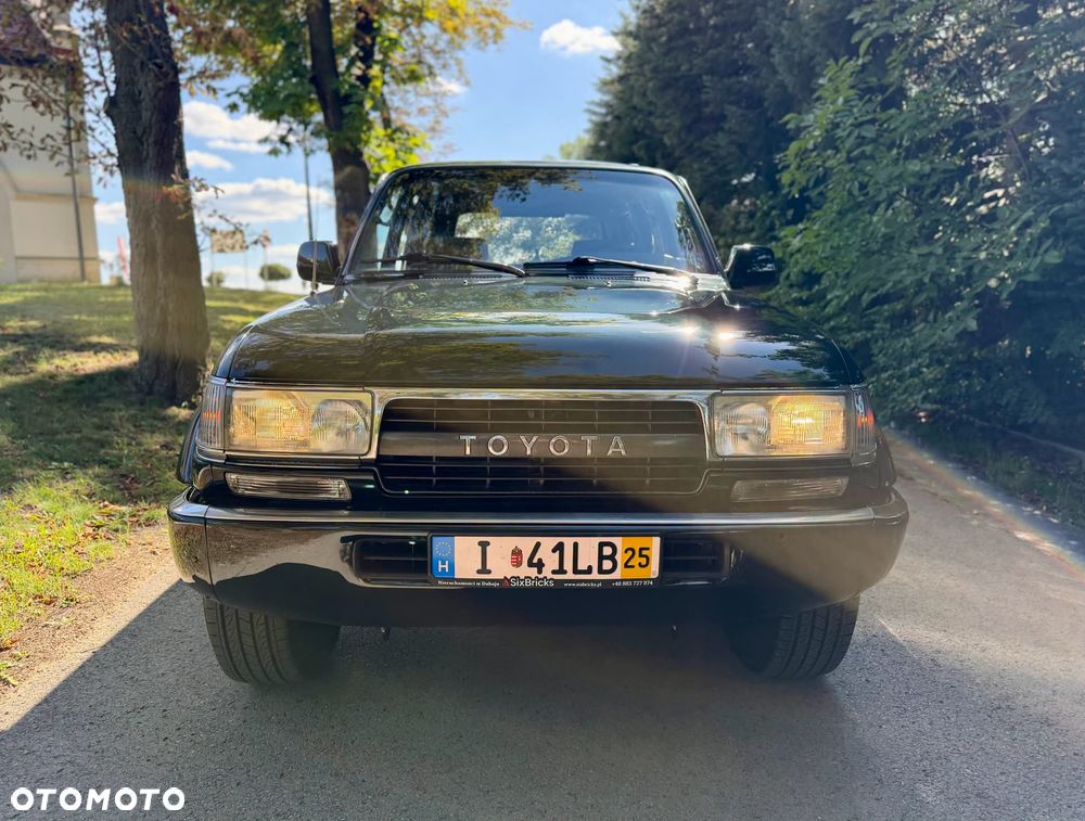Toyota Land Cruiser FZJ80 - 12
