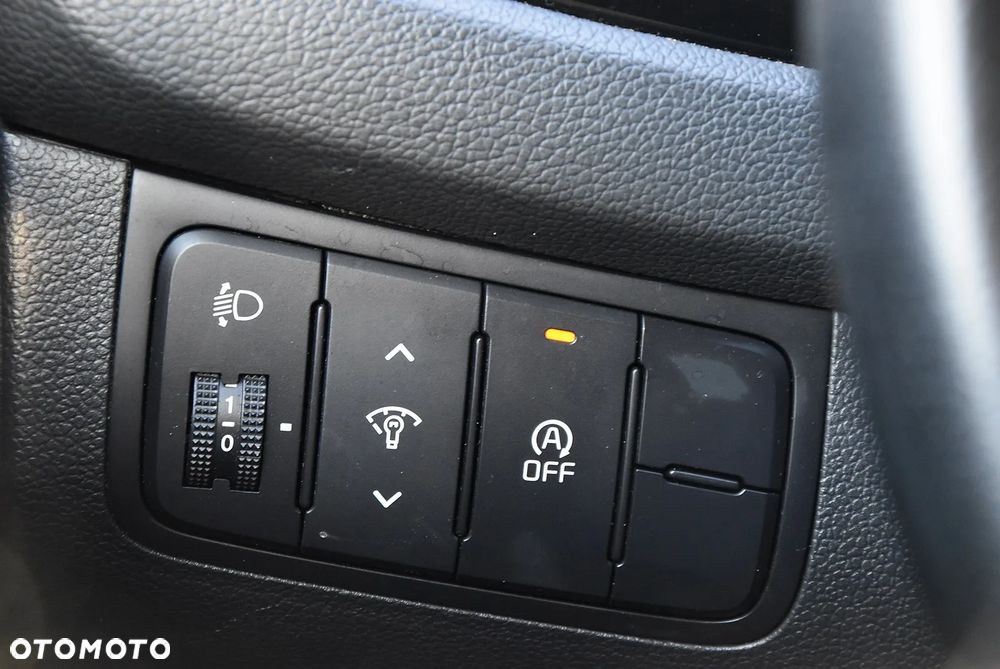 Kia Ceed - 25