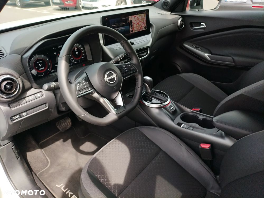 Nissan Juke 1.0 DIG-T N-Connecta DCT - 10