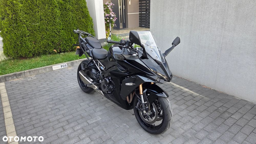 Suzuki GSX 1000 - 9