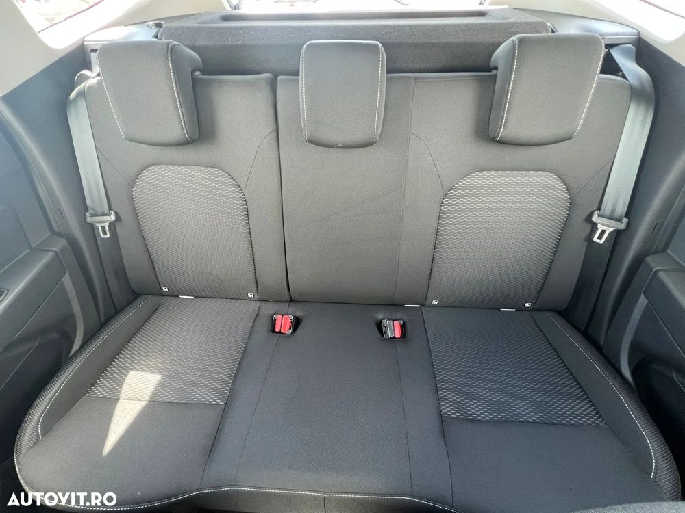 Dacia Duster TCe 100 Comfort - 11
