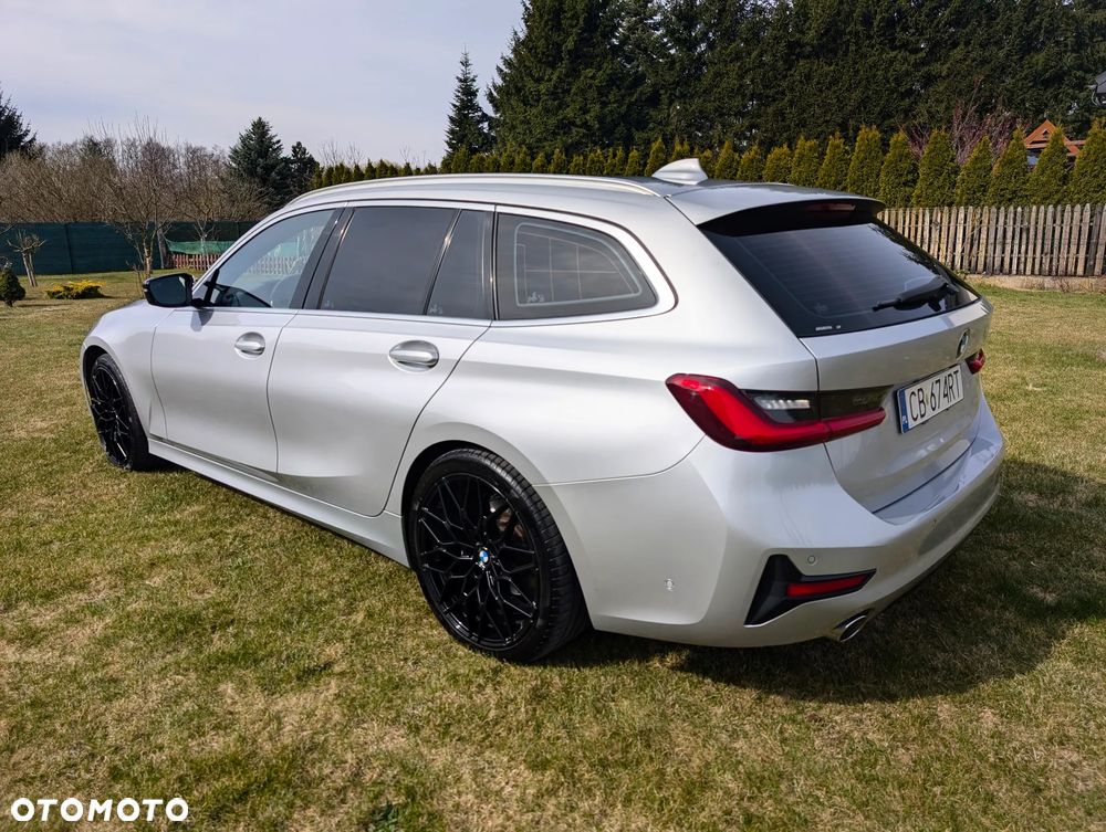 BMW Seria 3 318d Sport Line Shadow - 6