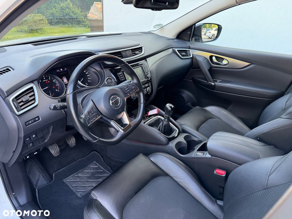 Nissan Qashqai 1.3 DIG-T Tekna - 20