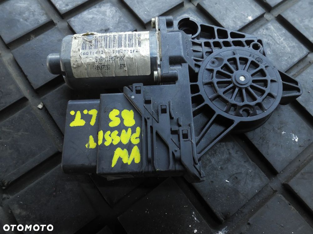 VW PASSAT B5 SEDAN SILNICZEK SZYBY LEWY TYŁ 3B5839751A POSIADAM 2 SZTUKI - 3