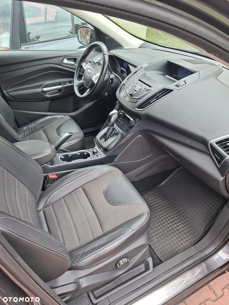 Ford Kuga - 11