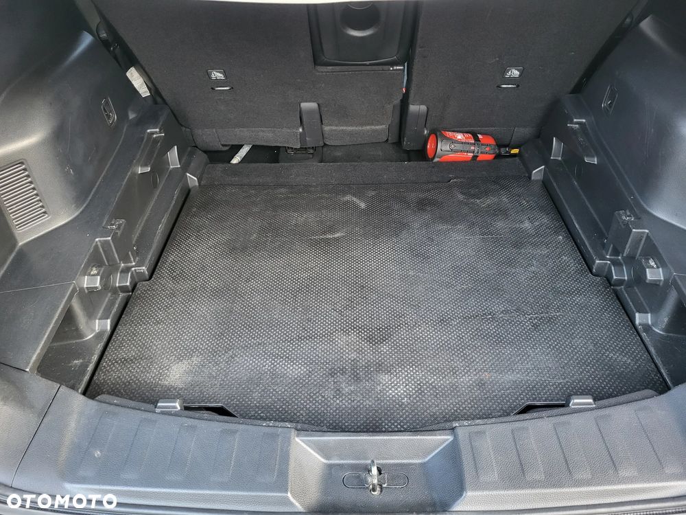 Nissan X-Trail 2.0 dCi Tekna 4WD Xtronic - 23