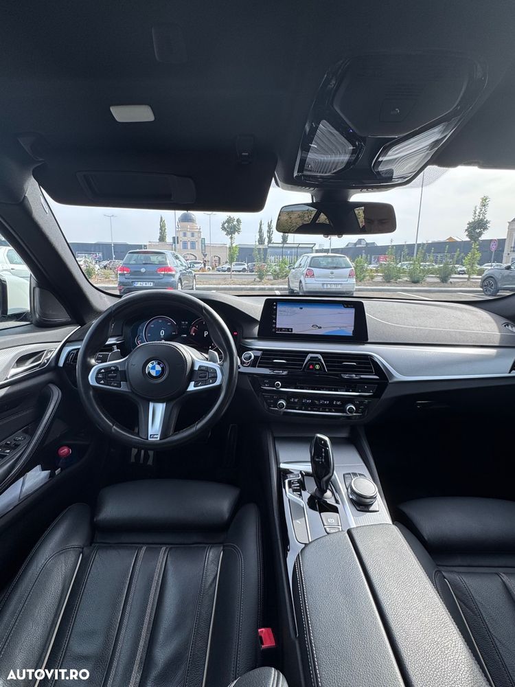 BMW Seria 5 530d xDrive Aut. - 12