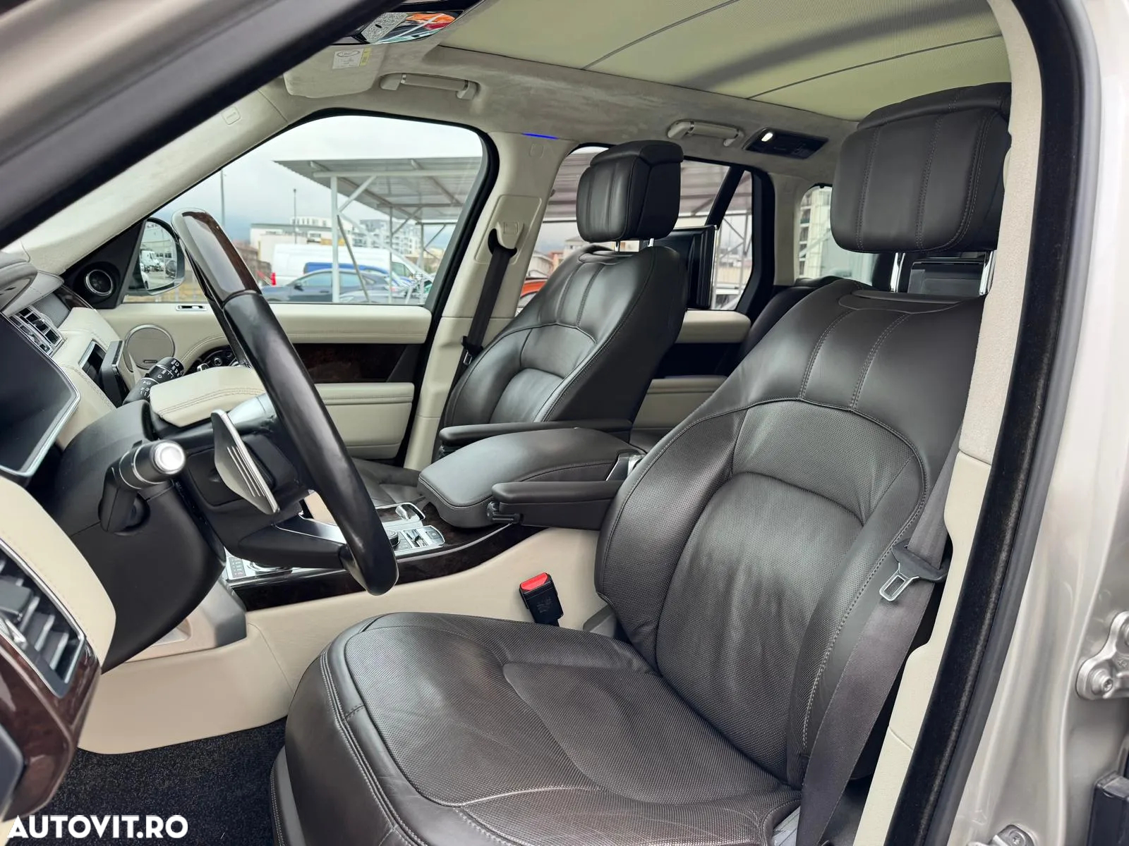 Land Rover Range Rover Vogue - 37
