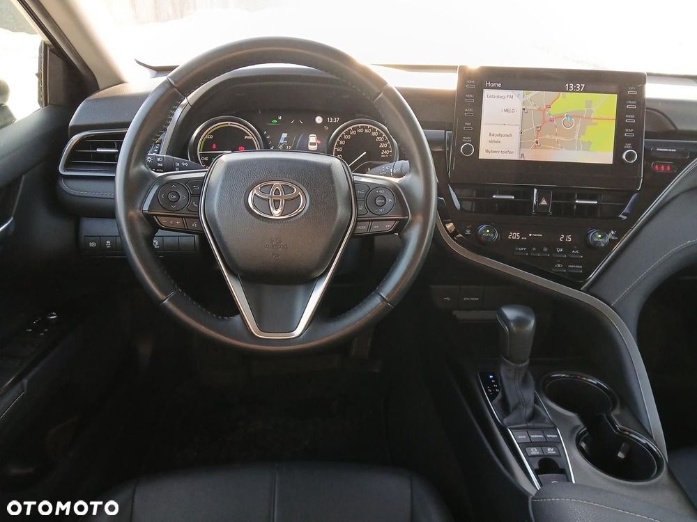 Toyota Camry 2.5 Hybrid Prestige CVT - 24