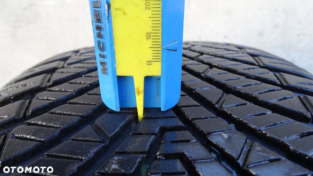 SEAT ATECA 575 - felga 8Jx19H2 ET45 5x112 - 8