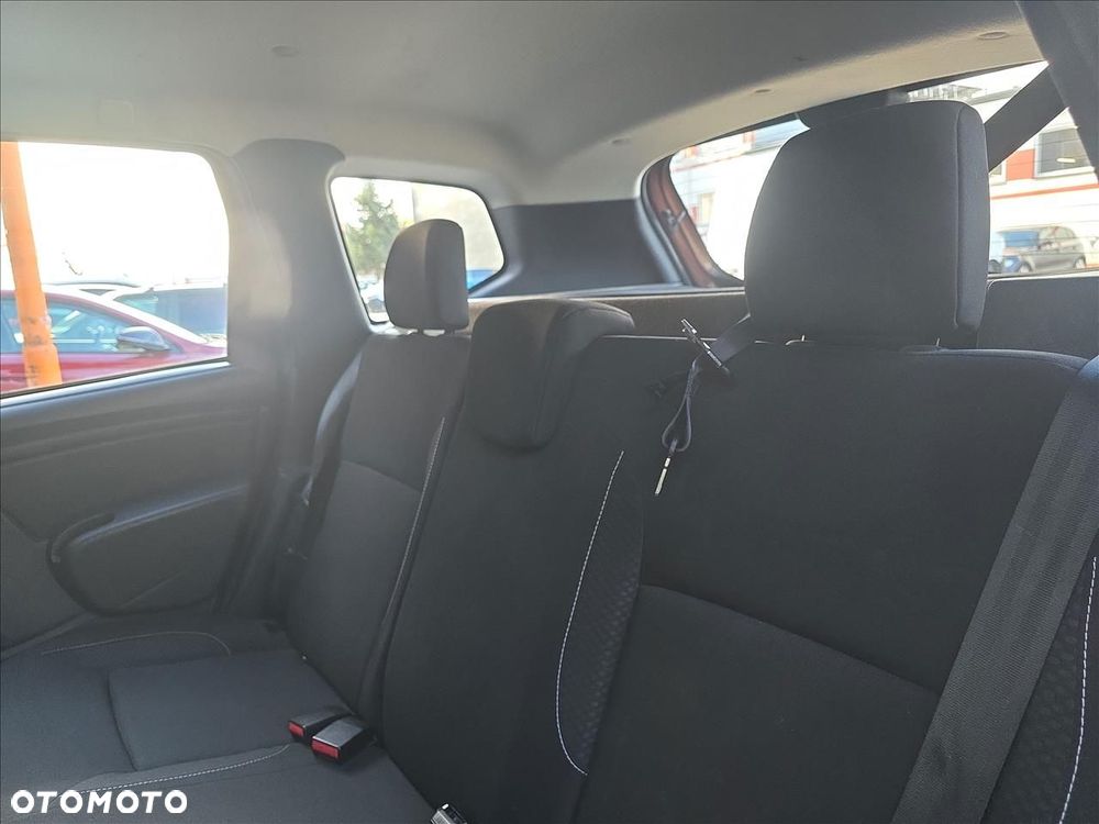 Dacia Duster 1.6 SCe Open S&S - 19