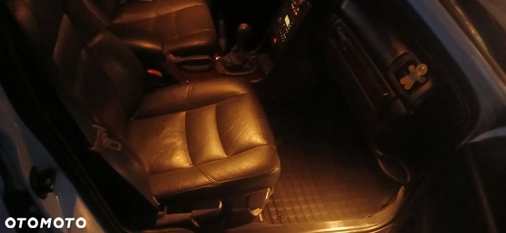 Volvo V70 2.4 - 33
