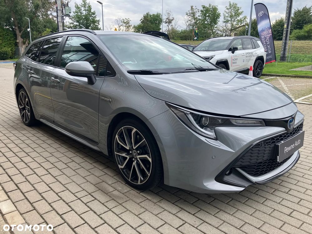Toyota Corolla 2.0 Hybrid Executive - 12