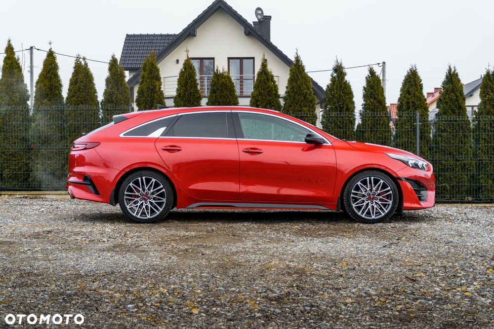 Kia ProCeed - 8