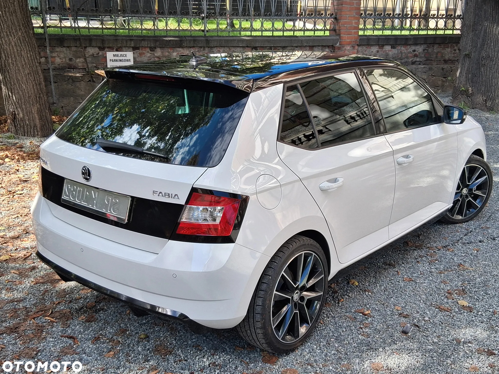 Skoda Fabia 1.4 TSI DSG R5 - 36