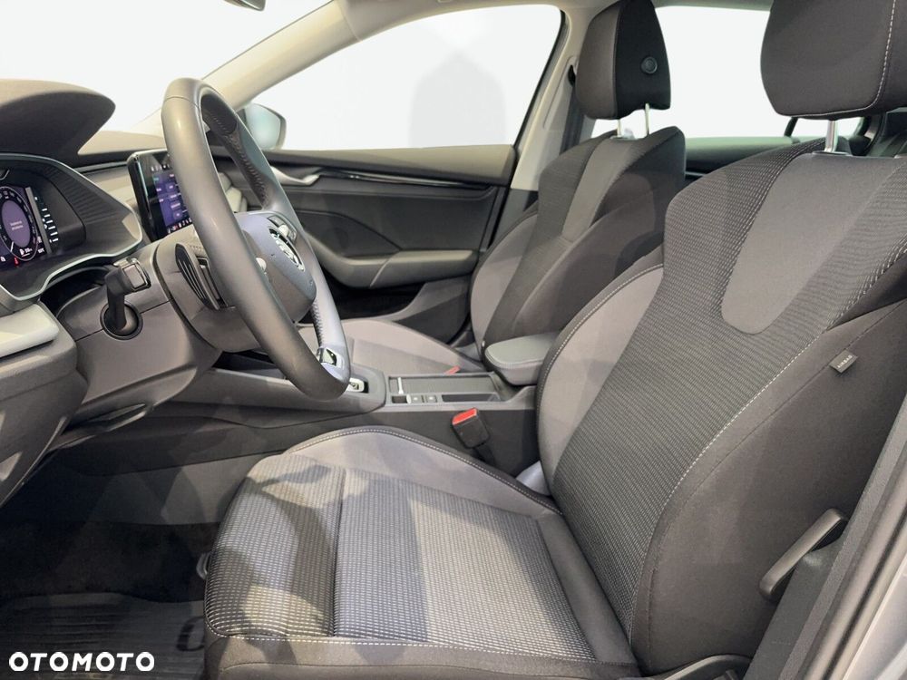 Skoda Octavia 2.0 TDI Selection DSG - 10