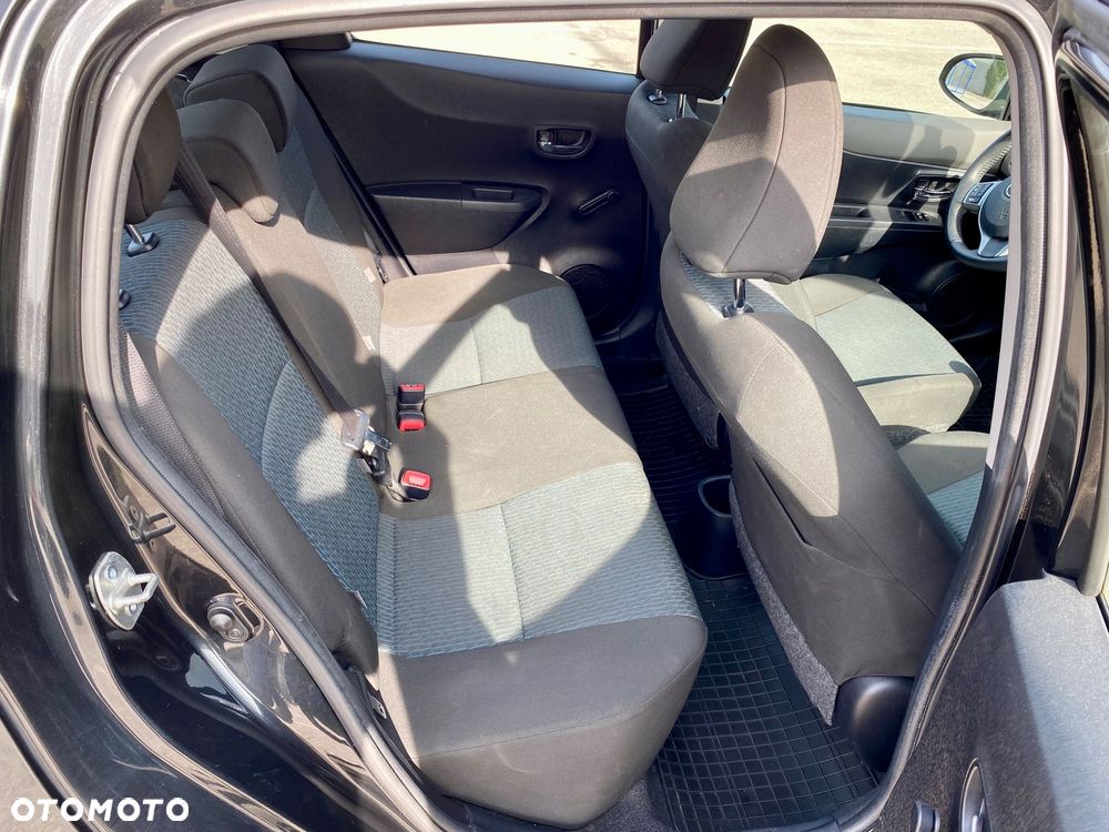 Toyota Yaris - 7