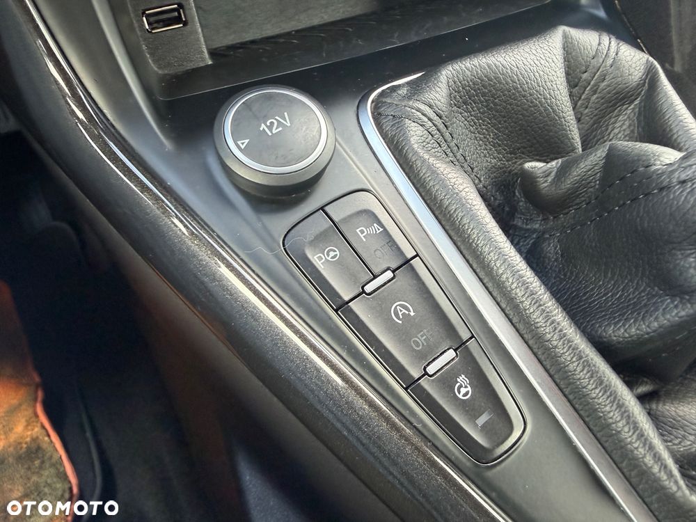 Ford Focus 1.0 EcoBoost Titanium - 31