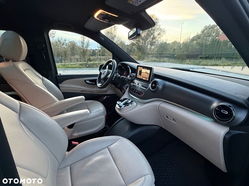 Mercedes-Benz Klasa V 300 d 4-Matic Exclusive 9G-Tronic (długi) - 25