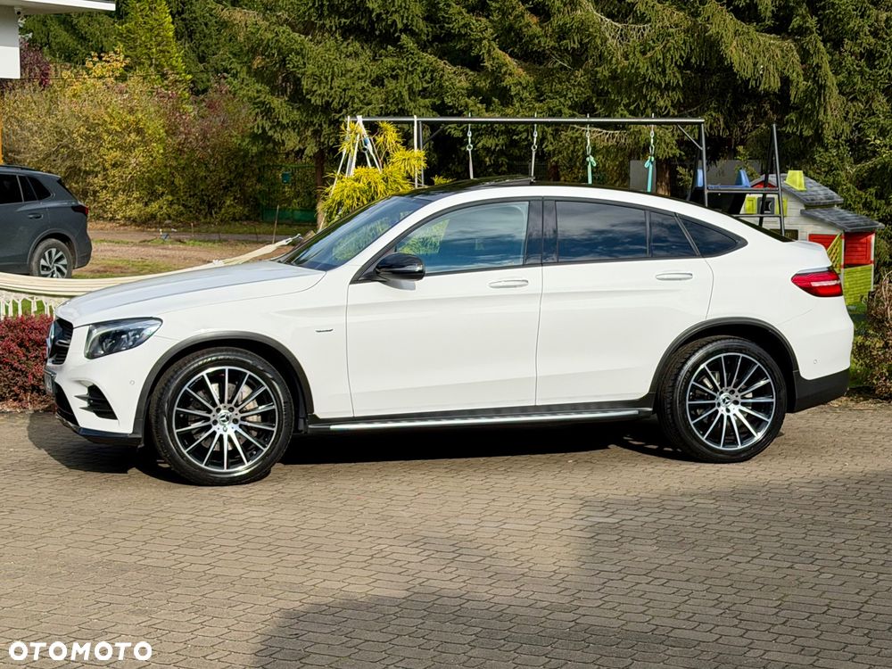 Mercedes-Benz GLC 250 4-Matic - 4
